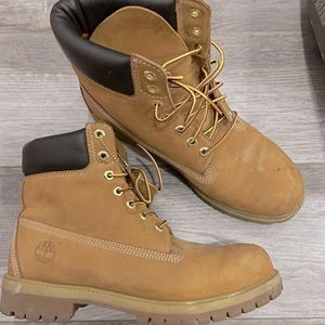 MEN'S 6-INCH PREMIUM TIMBERLAND BOOTS SIZE 10